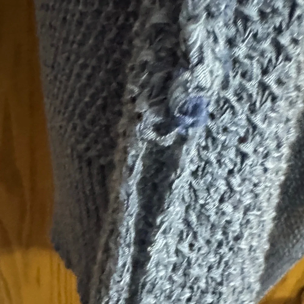 Oversized V-Neck Dip-Dye Sweater in Mint and Navy - Picture 6 of 6